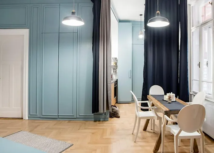 Designer Dream At The St. Stephen Basilica Apartman *