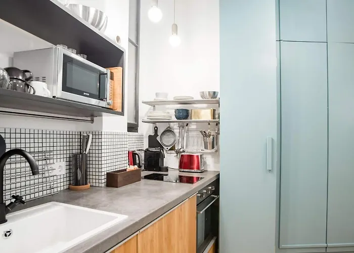 Designer Dream At The St. Stephen Basilica Apartament *